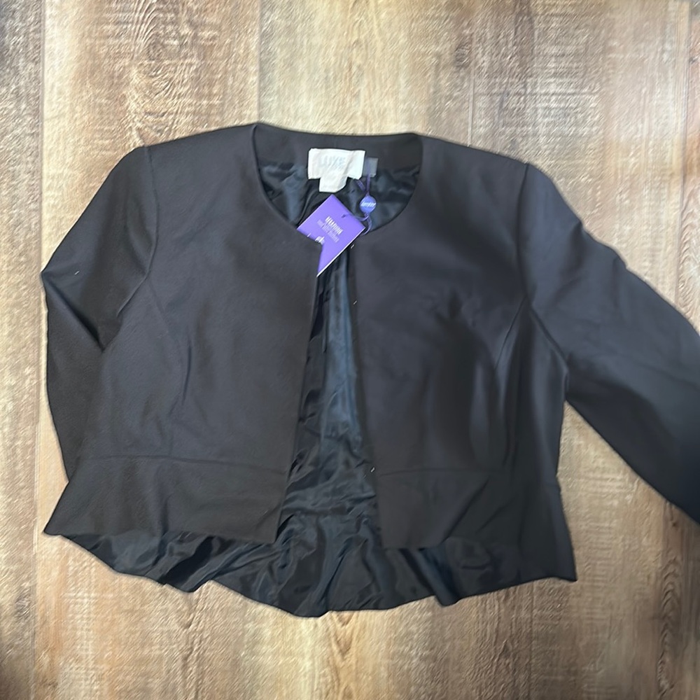 Luxe by Seraphine Maternity Crop Blazer